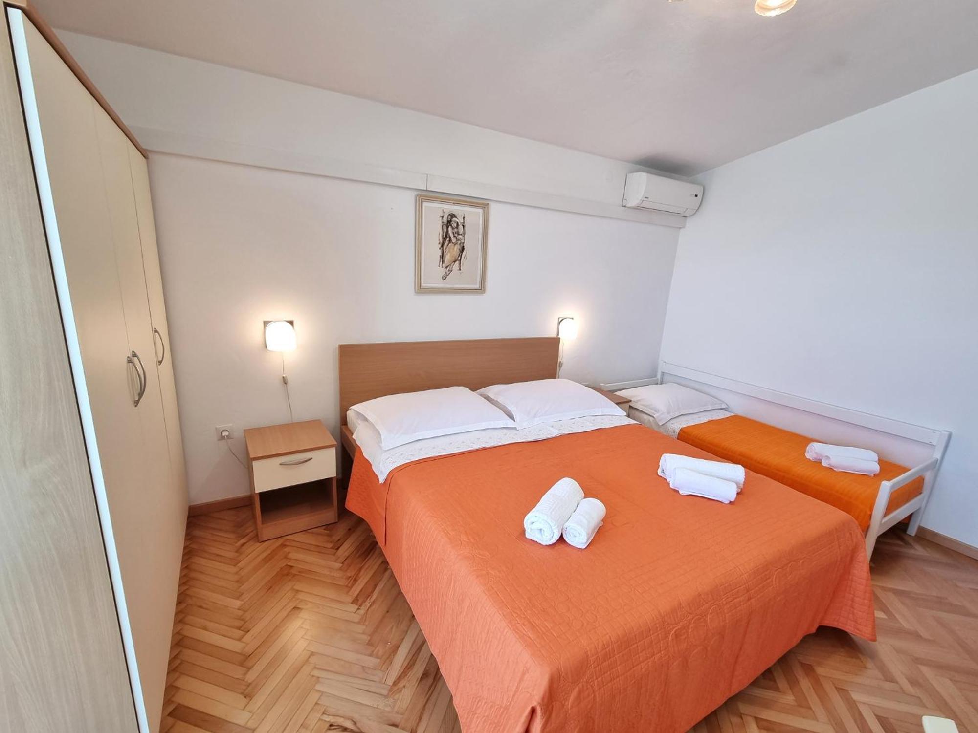 Apartmani Dalija Tucepi Luaran gambar