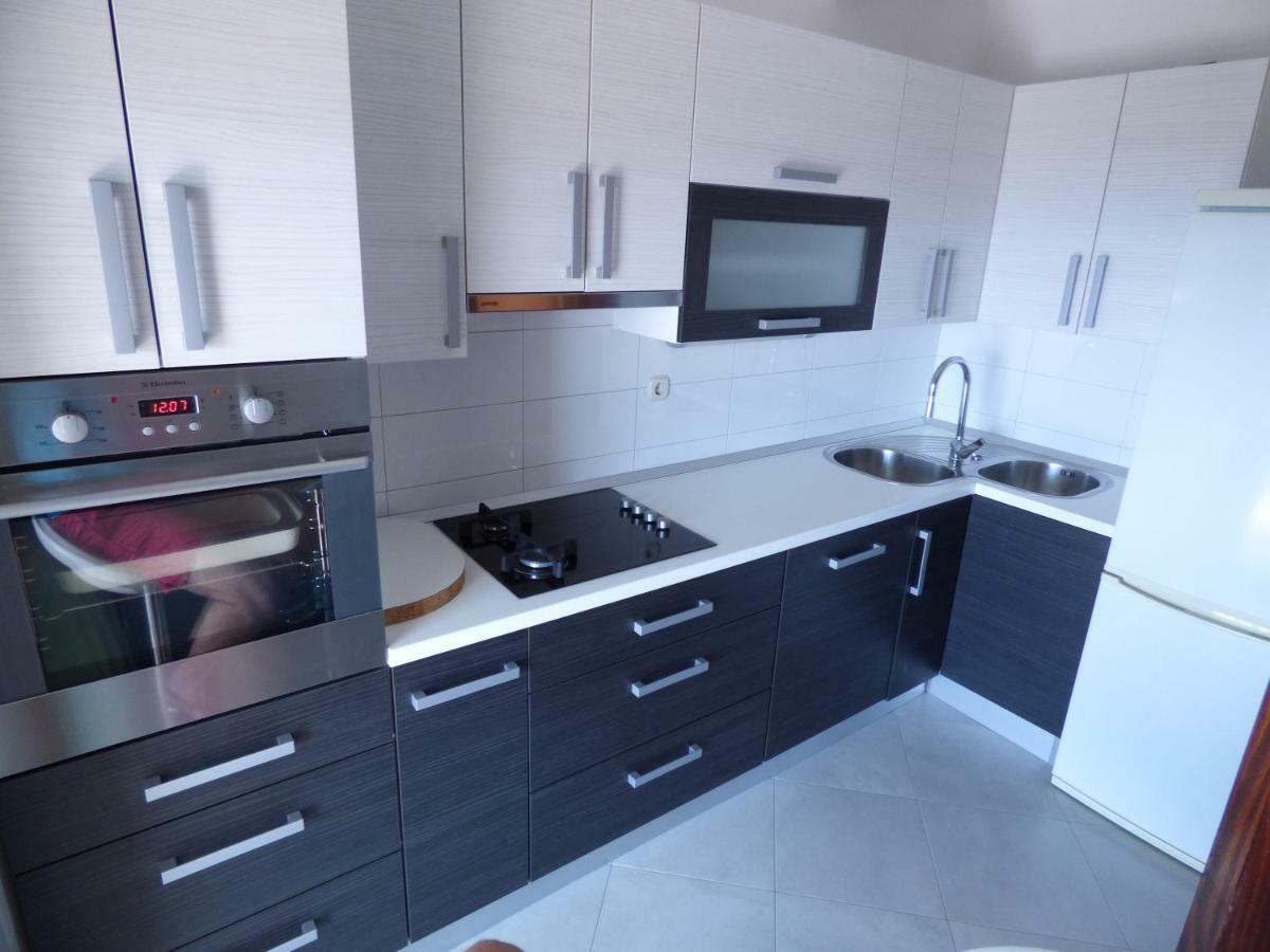 Apartmani Dalija Tucepi Luaran gambar